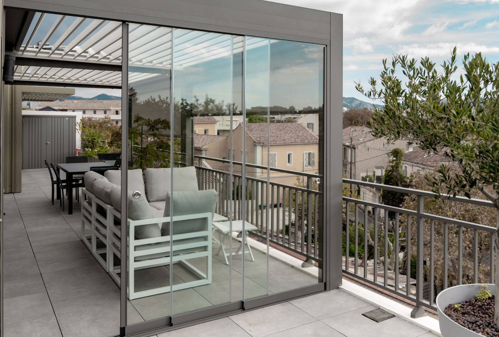 rideau de verre pergola 