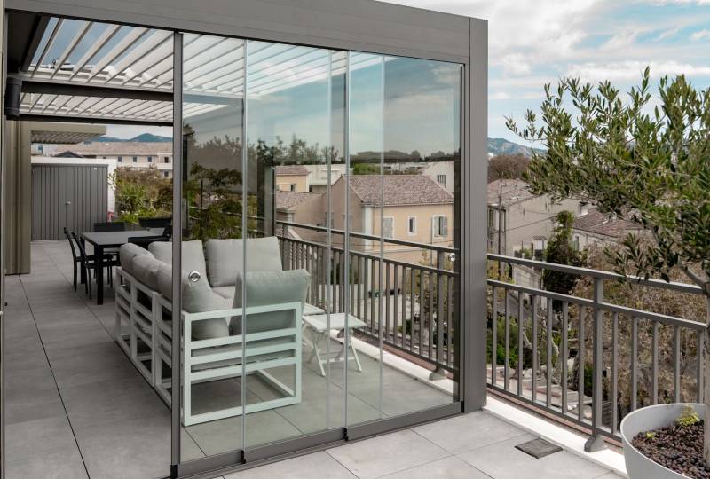 rideau de verre pergola 