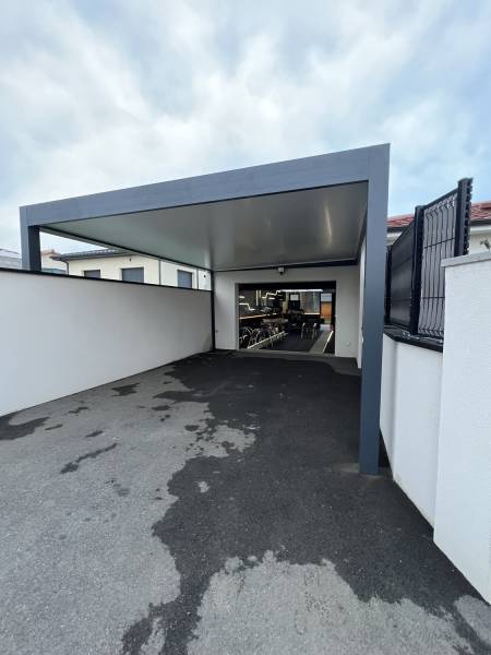 Vous connaissez maintenant Cauchi Design, c'est avec plaisir que nous vous dévoilons les spécifications techniques de nos abris pour véhicules à Toulon.